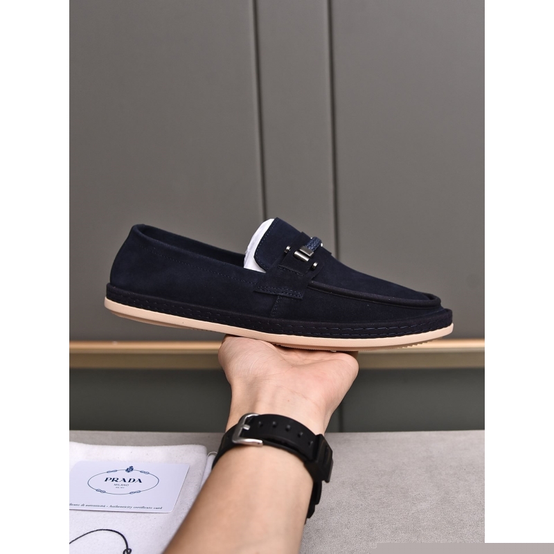 Pra*a leather shoes
